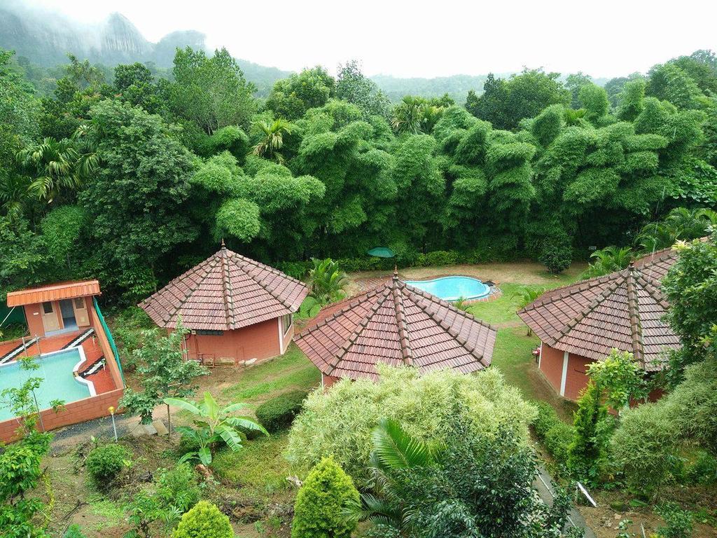 Sunbird Garden Resort Krishnagiri Ngoại thất bức ảnh