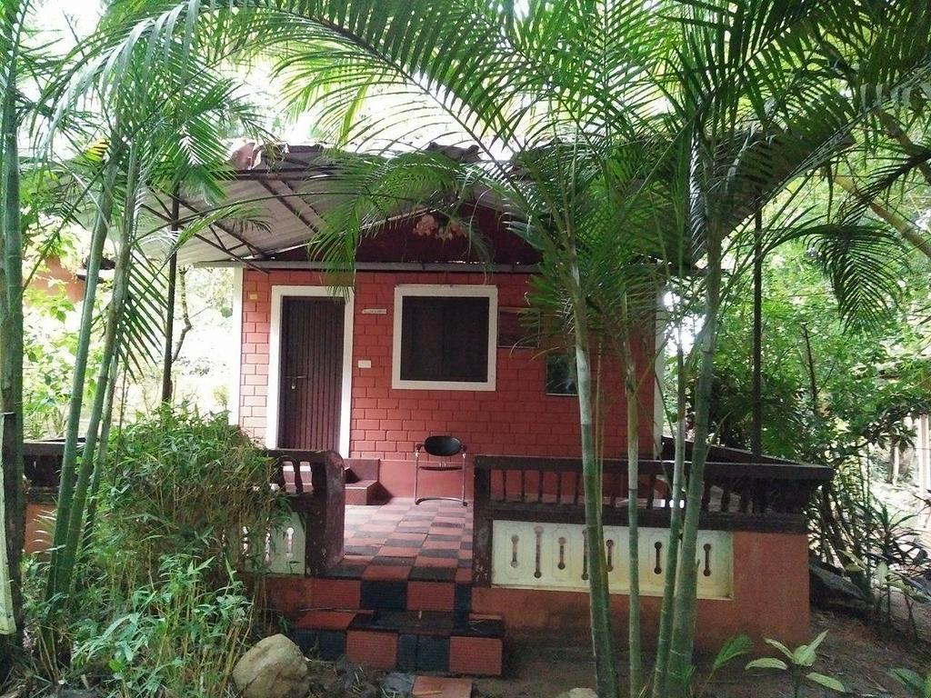 Sunbird Garden Resort Krishnagiri Ngoại thất bức ảnh