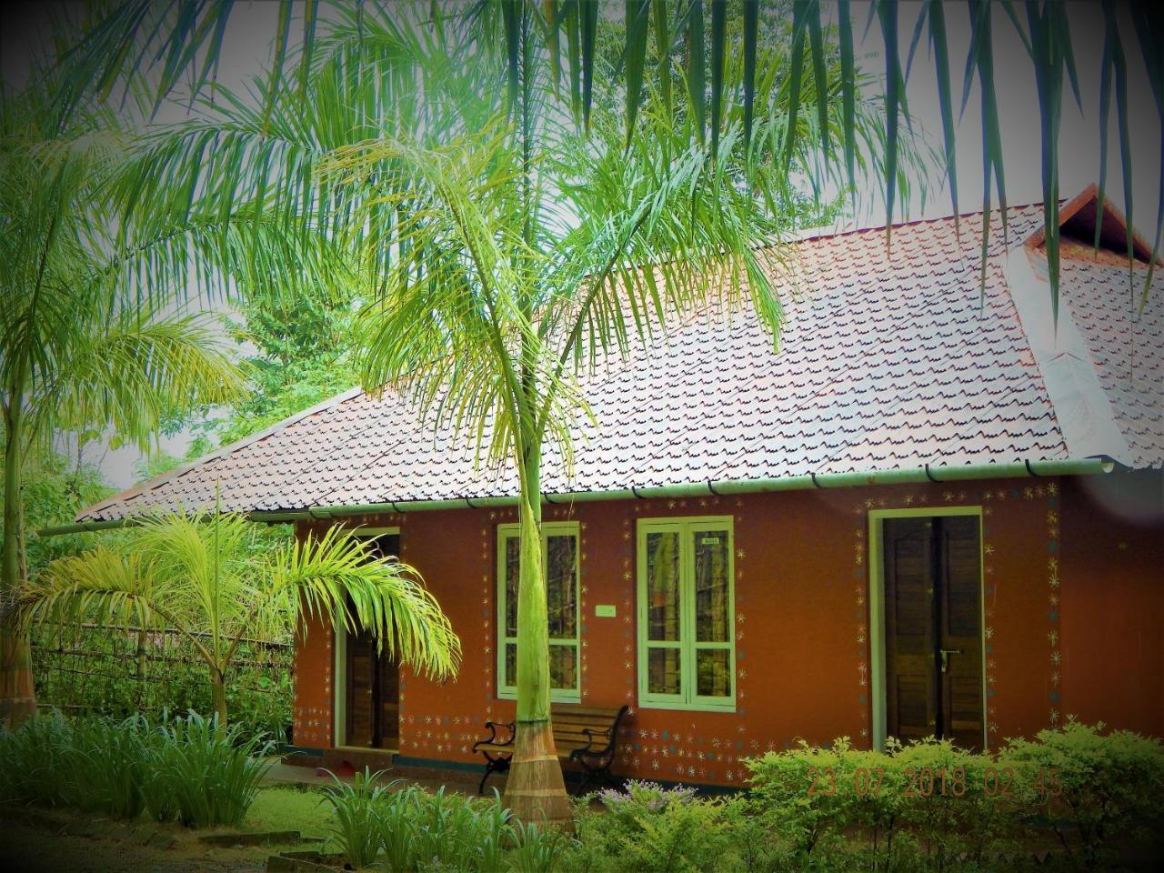 Sunbird Garden Resort Krishnagiri Ngoại thất bức ảnh
